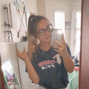 Meet your Posher, Jillian